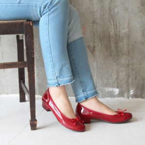 日本製 バレエシューズ エナメル ラウンドトゥ リボン 痛くない