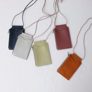 レシピ 日本製 スマホ ショルダー バック B-05 柔らかい革製